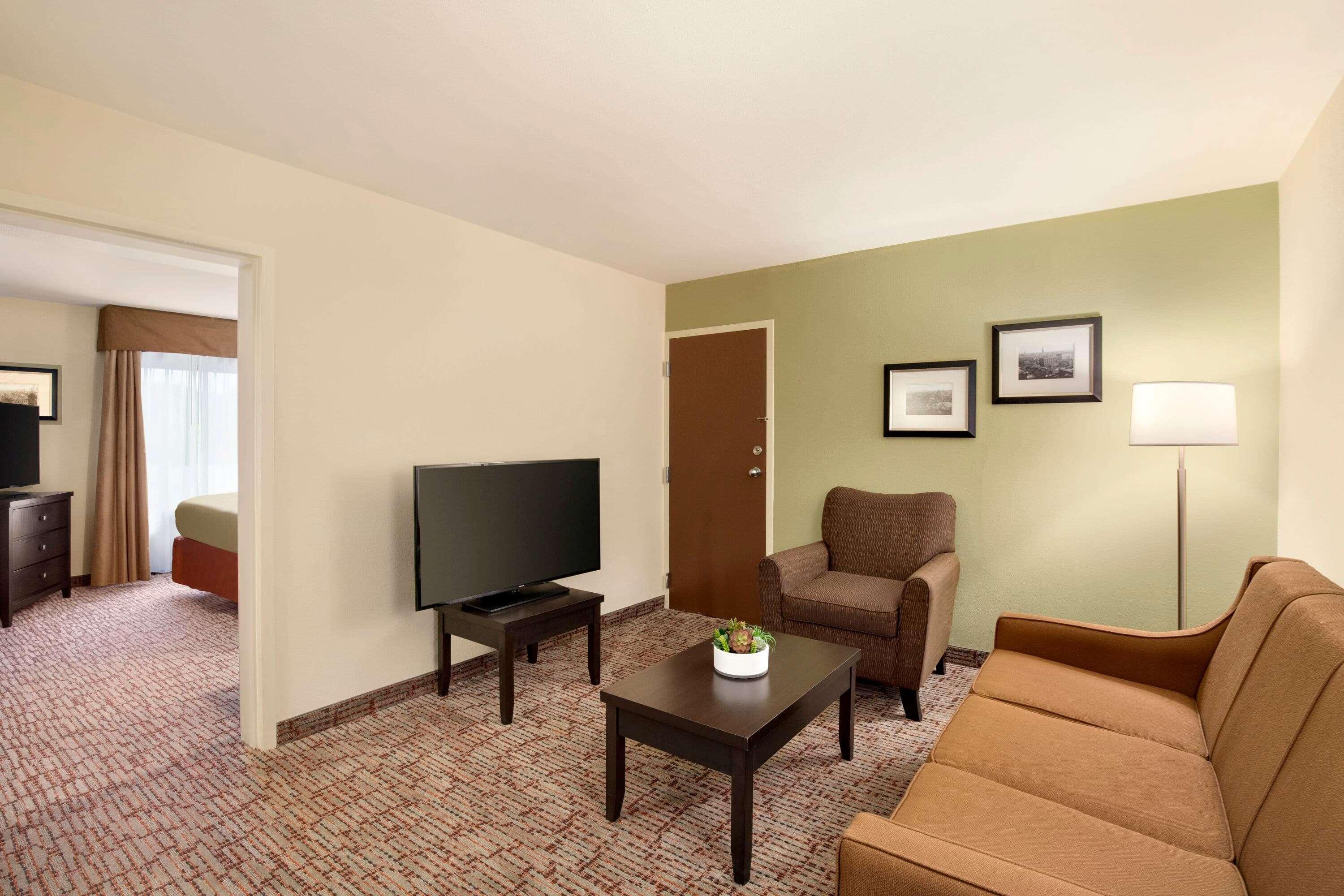 Hotel Baymont By Wyndham Augusta West Esterno foto