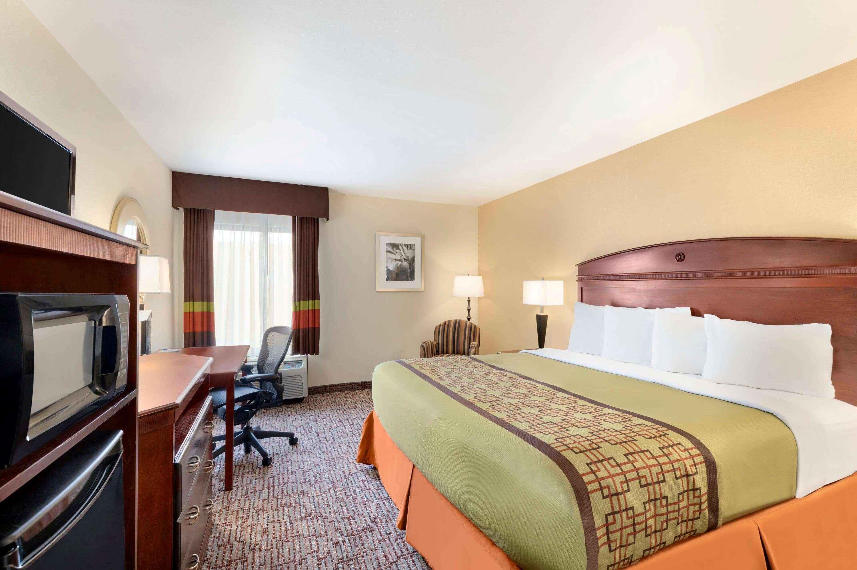 Hotel Baymont By Wyndham Augusta West Esterno foto