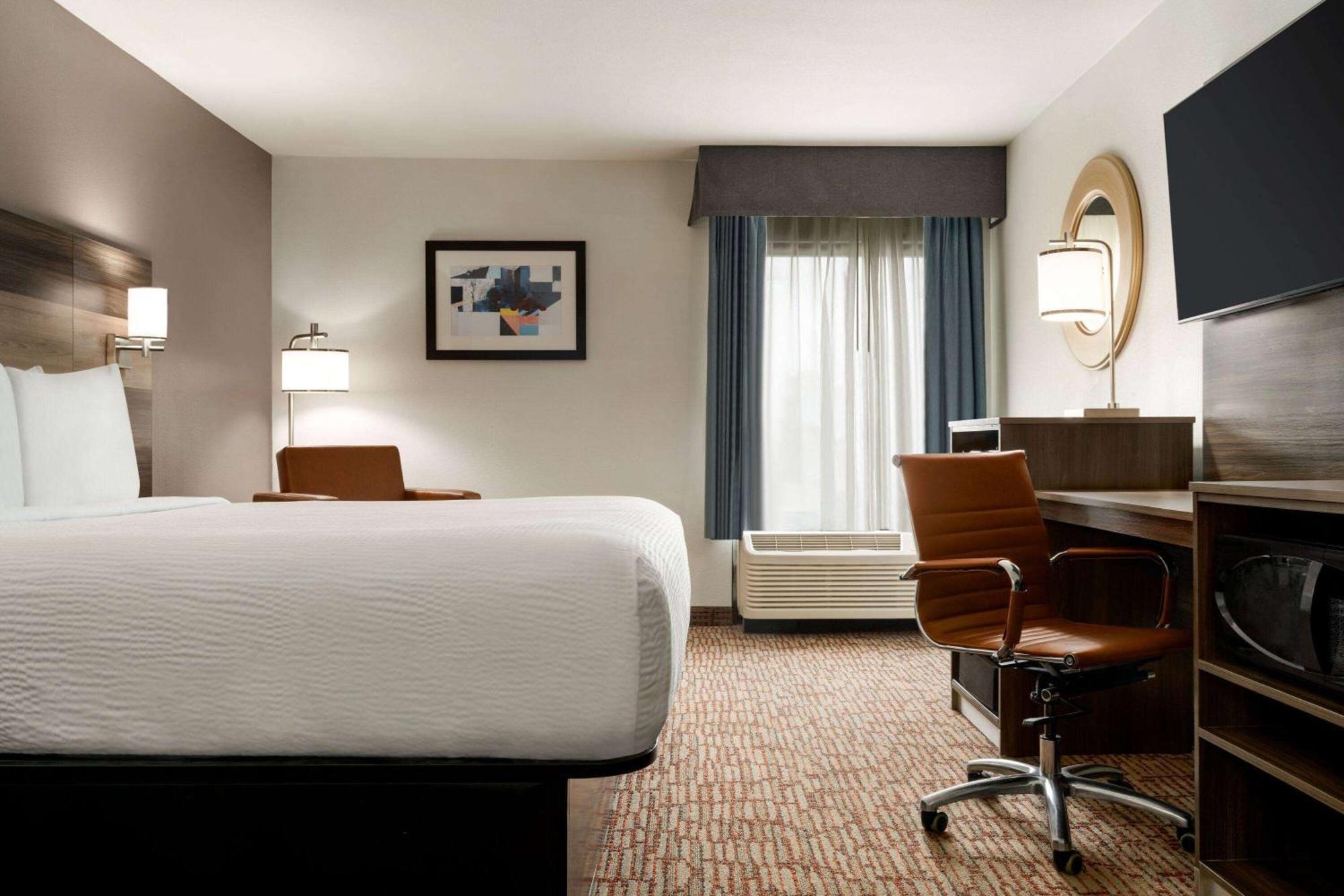 Hotel Baymont By Wyndham Augusta West Esterno foto